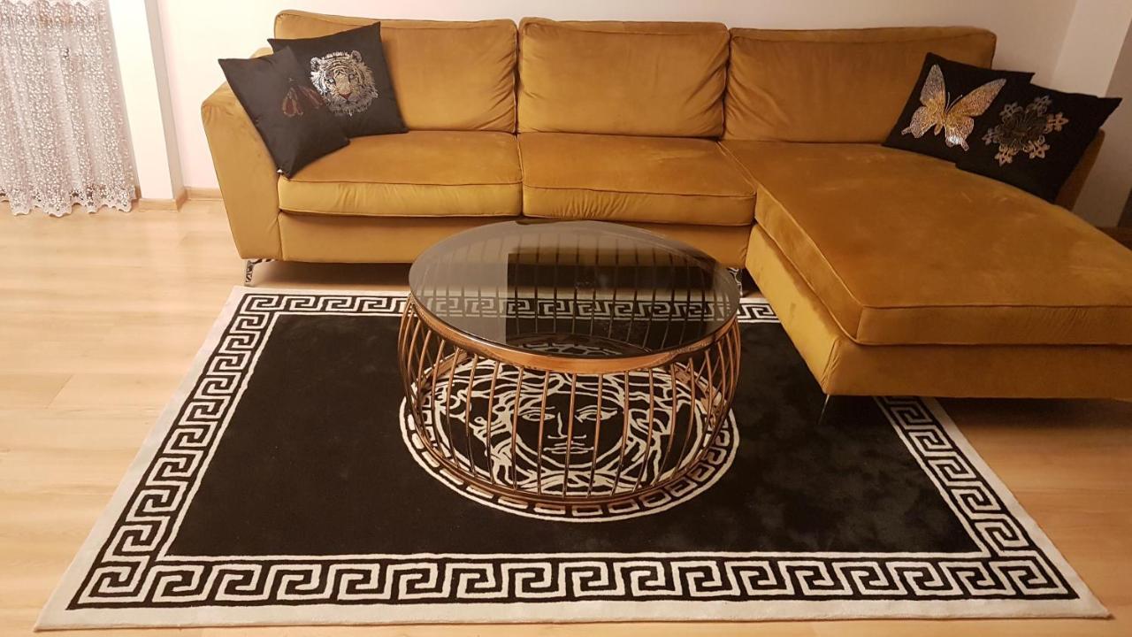 Premium Jacuzzi Apartment Klaipėda Exterior foto